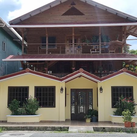 Hostal Bocas Tropical Paradise Bocas del Toro Exterior photo