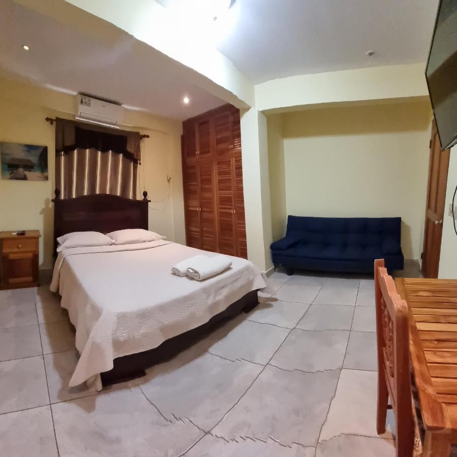 Hostal Bocas Tropical Paradise Bocas del Toro Exterior photo